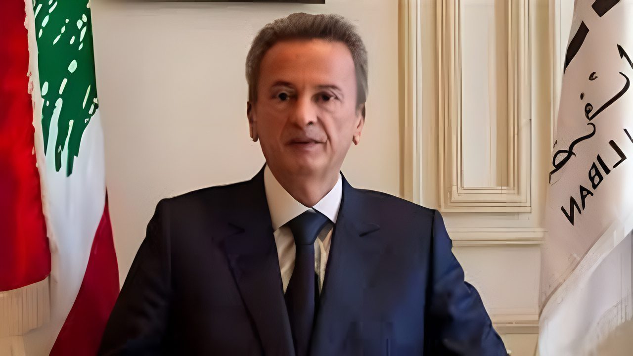             توقيف رياض سلامة   مسرحية ام حرية ؟؟