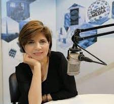 هلا حداد … منتهى العفوية  ومنتهى المداجنة  .